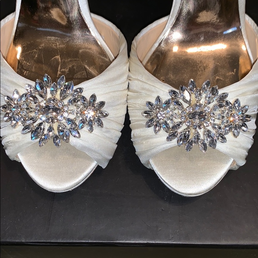 Badgley Mischka heels